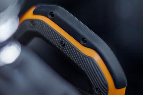 Agarradera para pasajero en Consola central de Ford Bronco 2025, SUV 4x4 de Gran Seguridad